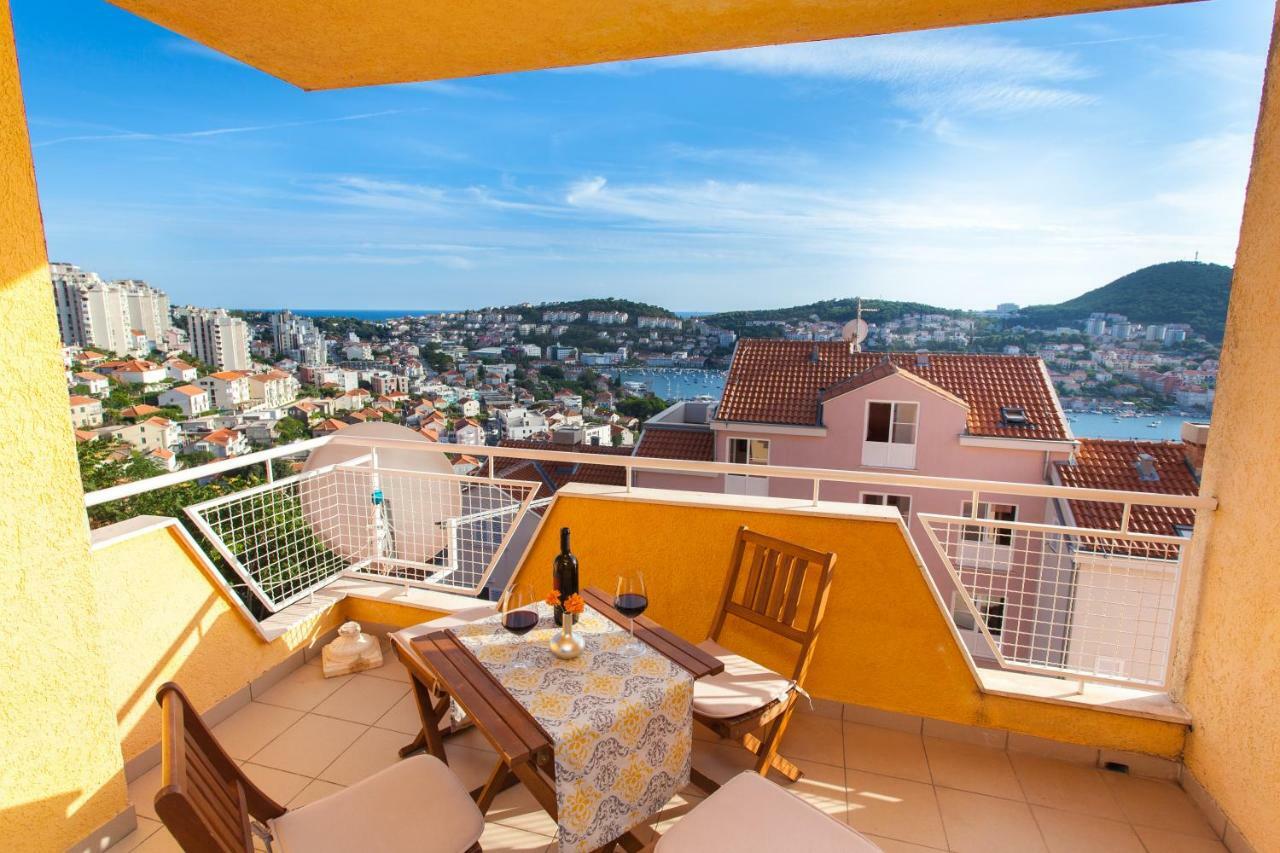 Two Bedroom Apartment With A Sea View & A Balcony Dubrovnik Exterior photo